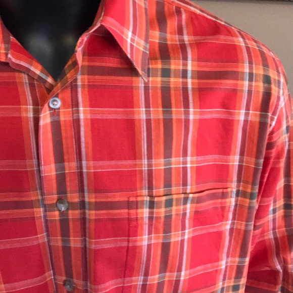 Eddie Bower Cotton button down in XL - Picture 2 of 4